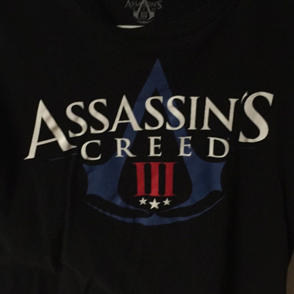 Men’s Assassin’s Creed T-shirt.